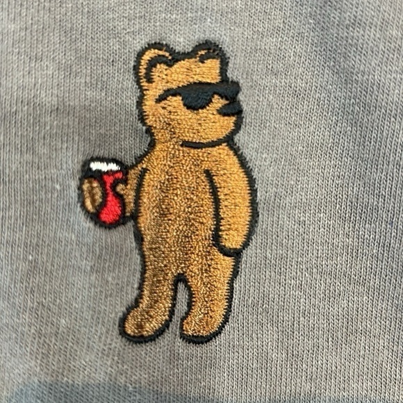 Riot Society T Shirt Party Bear Shades Red Solo Cup size small unisex - Picture 6 of 8